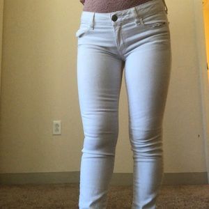 American Eagle White Skinny Jeans